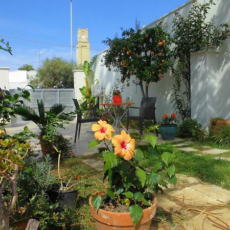 Araucaria Bed and Breakfast Torre San Giovanni Ugento Exteriör bild