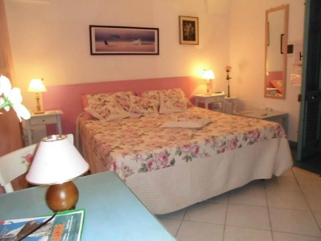 Araucaria Bed and Breakfast Torre San Giovanni Ugento Rum bild
